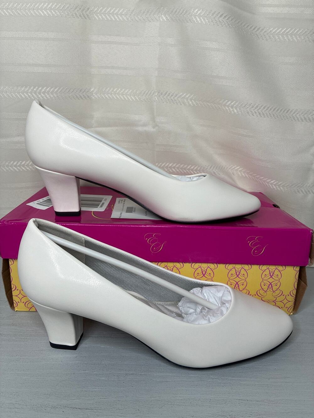 Easy Street Ballari Round Toe Stiletto Heel Pumps White Womens Size 8